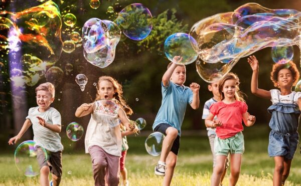 Taller de Burbujas en Espacios Libres - Imagen 4